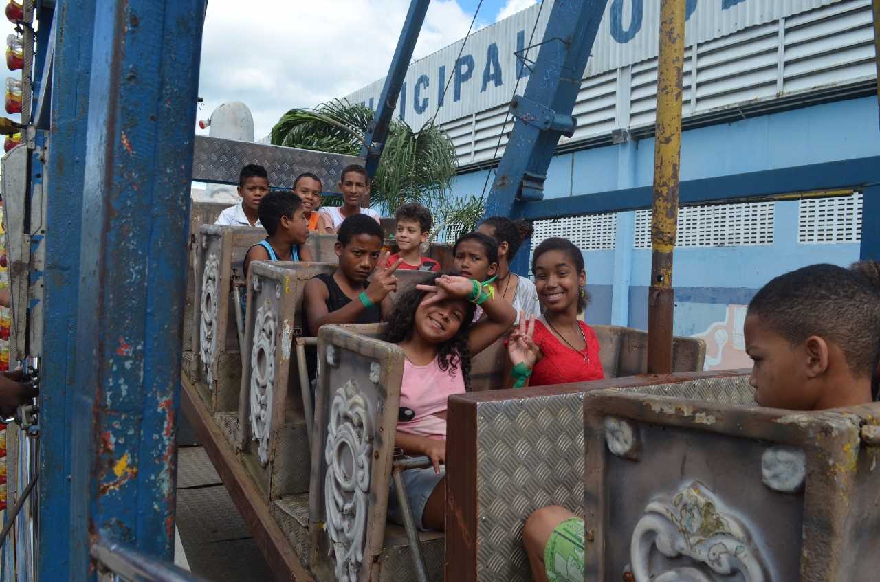 CRAS realiza tarde de diversão no Parque para seus usuários